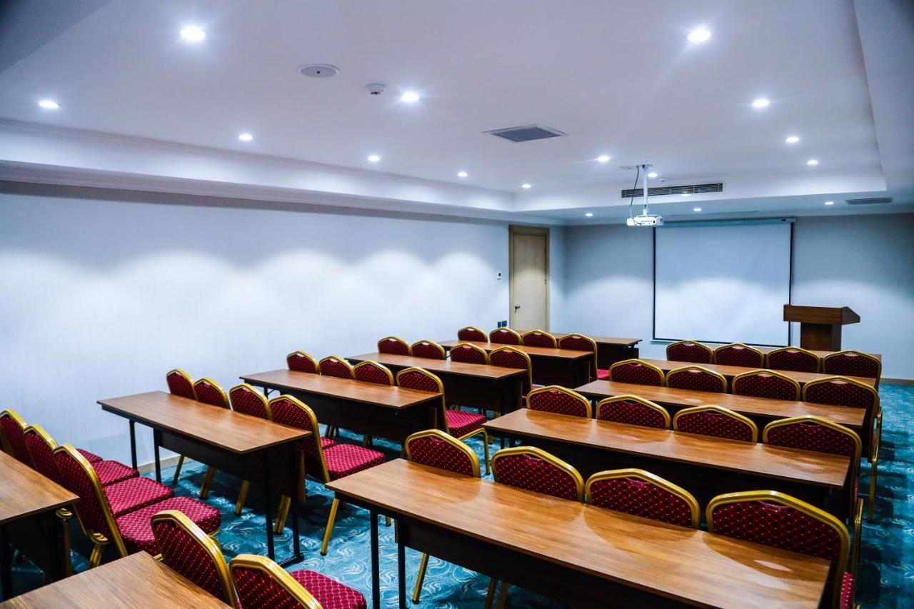Iris Hotel Baku - Halal Hotel מראה חיצוני תמונה