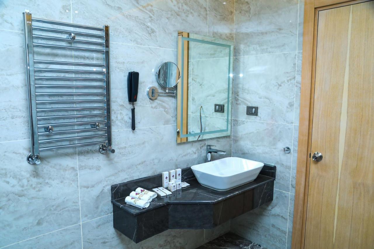 Iris Hotel Baku - Halal Hotel מראה חיצוני תמונה