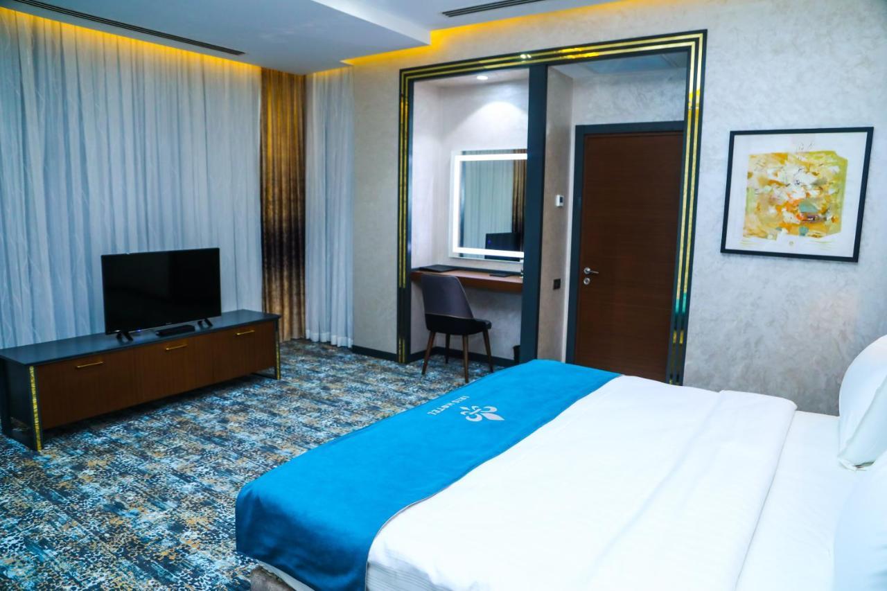 Iris Hotel Baku - Halal Hotel מראה חיצוני תמונה