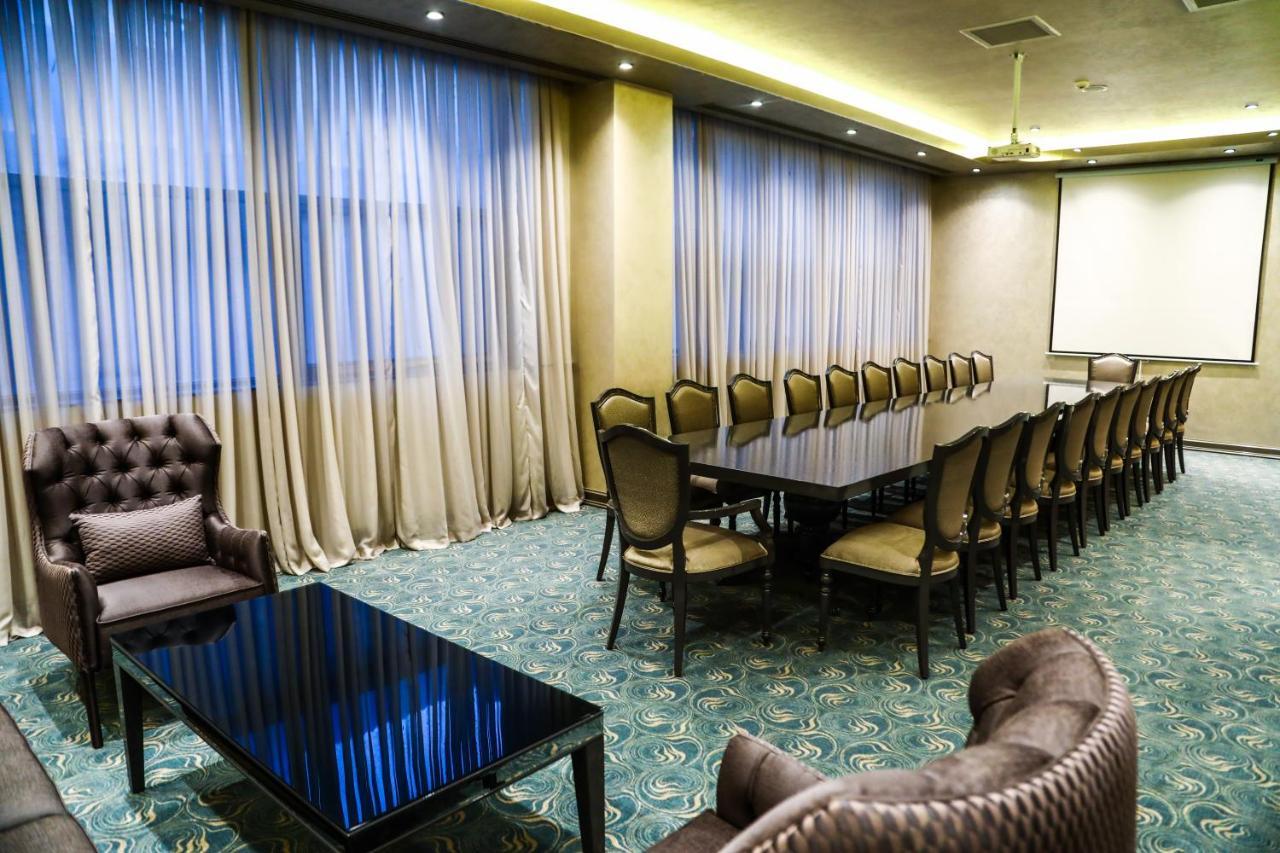 Iris Hotel Baku - Halal Hotel מראה חיצוני תמונה