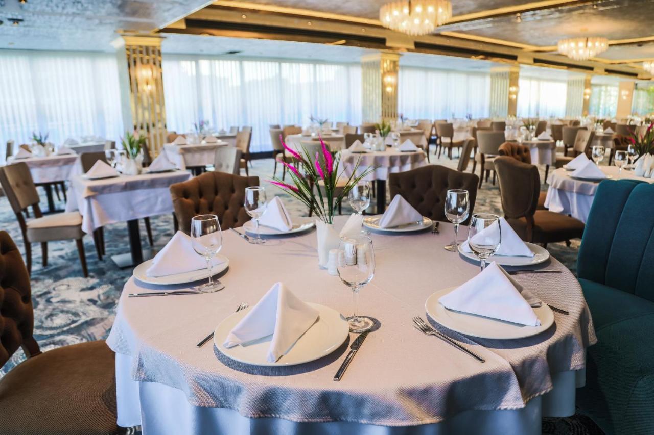 Iris Hotel Baku - Halal Hotel מראה חיצוני תמונה